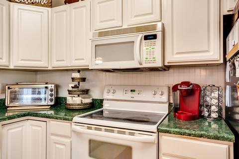 8809 Heiskell Rd, Powell, TN 37849 photo 17