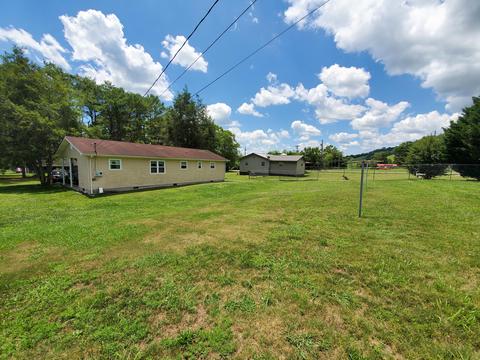 181 Dewberry Dr, Ewing, VA 24248 photo 4