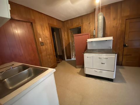 2512 Exeter Ave, Middlesboro, KY 40965 photo 10