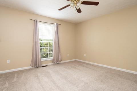 116 Den Ln, Heiskell, TN 37754 photo 15