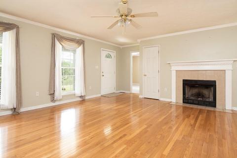 116 Den Ln, Heiskell, TN 37754 photo 8