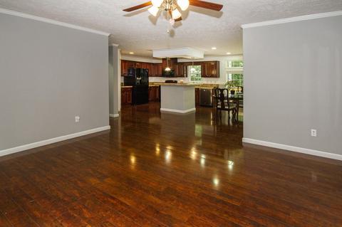 155 Batley Loop Rd, Clinton, TN 37716 photo 12