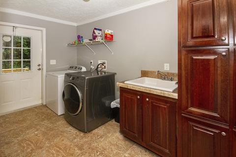 155 Batley Loop Rd, Clinton, TN 37716 photo 9