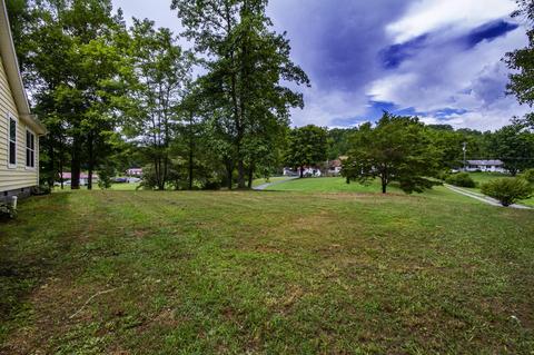 155 Batley Loop Rd, Clinton, TN 37716 photo 3