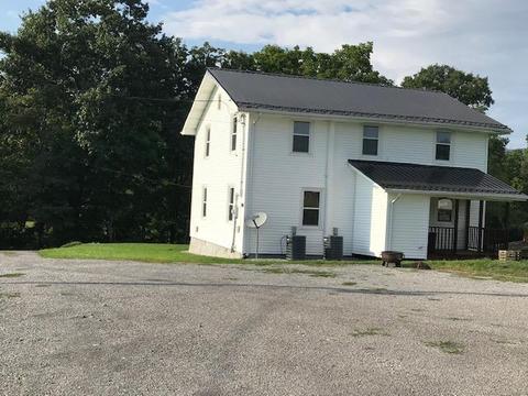546 Beaver Brook Rd, Ewing, VA 24248 photo 2