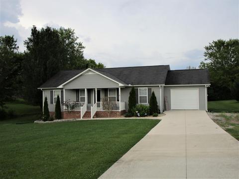 4543 Ewing Dr, Baxter, TN 38544 photo 1