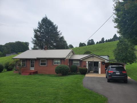 1575 Willow Tree Rd, Ewing, VA 24248 photo 1