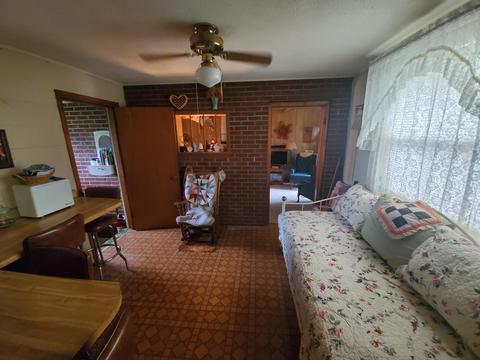 1575 Willow Tree Rd, Ewing, VA 24248 photo 5