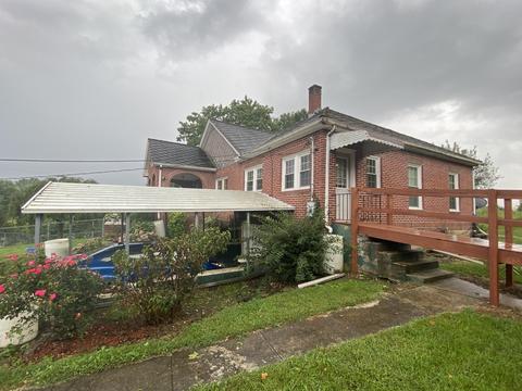 6911 Wilderness Rd, Ewing, VA 24248 photo 5