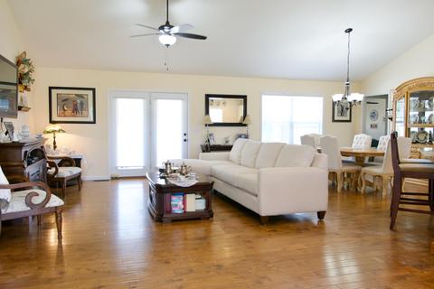 4801 Catherine Ct, Baxter, TN 38544 photo 2