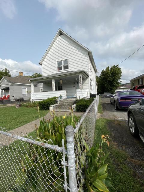 306 Exeter Ave, Middlesboro, KY 40965 photo 4