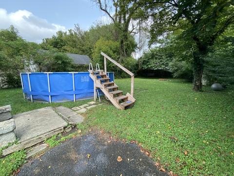 306 Exeter Ave, Middlesboro, KY 40965 photo 5