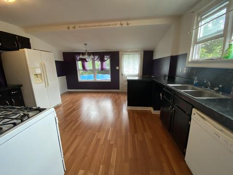 306 Exeter Ave, Middlesboro, KY 40965 photo 9