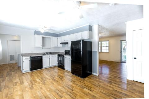 169 Euclid Ave, Harrogate, TN 37752 photo 9