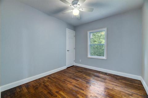 202 Pleasant View Loop, Clinton, TN 37716 photo 17