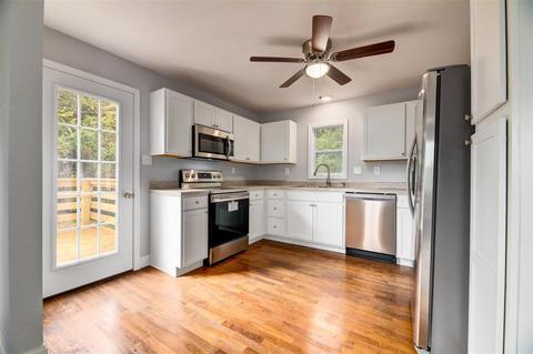 202 Pleasant View Loop, Clinton, TN 37716 photo 10
