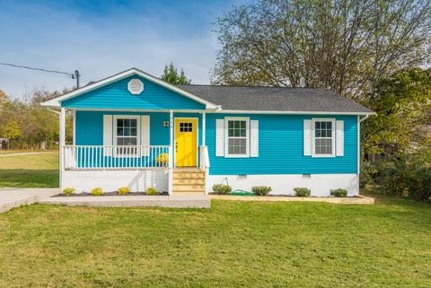 1914 Sunny Ln, Knoxville, TN 37912 | 25 Photos | MLS #1135238 - Movoto