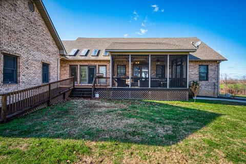 1165 Lloyd Hall Loop, Deer Lodge, TN 37726 photo 11