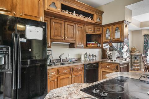1165 Lloyd Hall Loop, Deer Lodge, TN 37726 photo 32