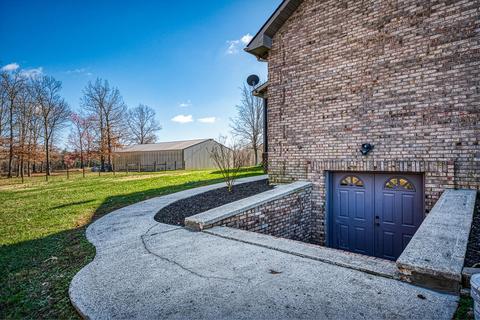 1165 Lloyd Hall Loop, Deer Lodge, TN 37726 photo 12