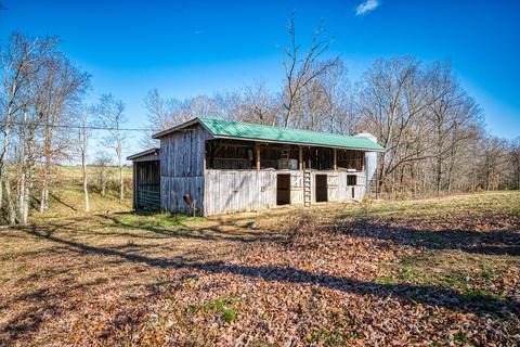 1165 Lloyd Hall Loop, Deer Lodge, TN 37726 photo 15