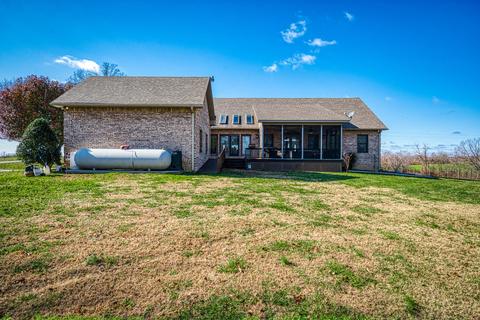 1165 Lloyd Hall Loop, Deer Lodge, TN 37726 photo 10