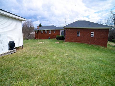 970 Crestview Dr, Talbott, TN 37877 photo 3