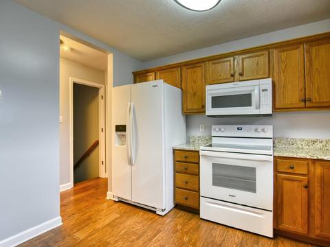 6712 Farmbrook Ln, Knoxville, TN 37918 photo 5