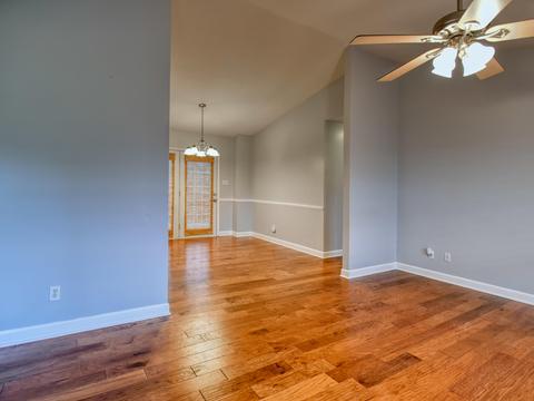 6712 Farmbrook Ln, Knoxville, TN 37918 photo 4