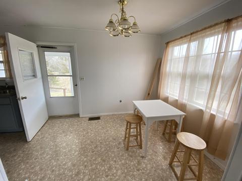 1709 Lick Branch Rd, Ewing, VA 24248 photo 4