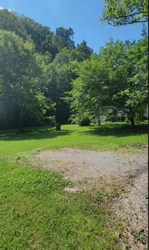 205 River Knobs Dr, Duffield, VA 24244 photo 3