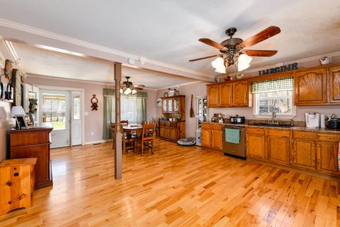 2152 Genesis Rd, Lancing, TN 37770 photo 7