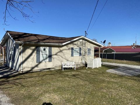 112 E Wright Ave, Jamestown, TN 38556 photo 3