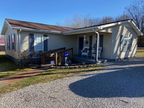 112 E Wright Ave, Jamestown, TN 38556 photo 1