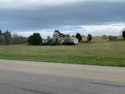 925 Beeler Loop Rd, Greenback, TN 37742 photo 2