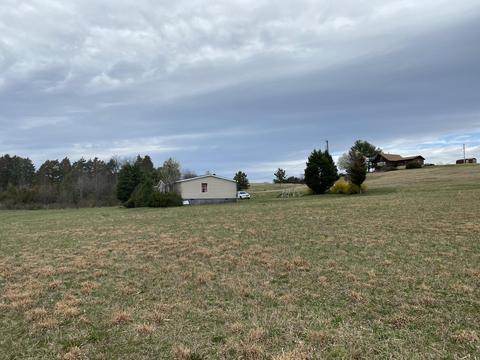 925 Beeler Loop Rd, Greenback, TN 37742 photo 3