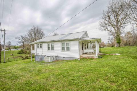 219 Burchfield Ave, Oneida, TN 37841 photo 2