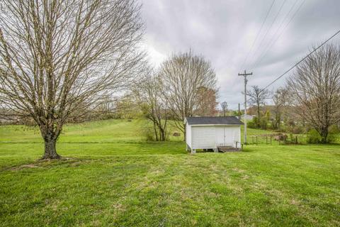 219 Burchfield Ave, Oneida, TN 37841 photo 14