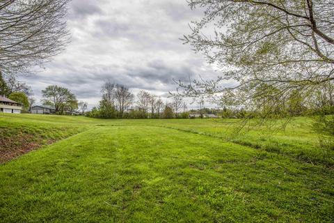 219 Burchfield Ave, Oneida, TN 37841 photo 7