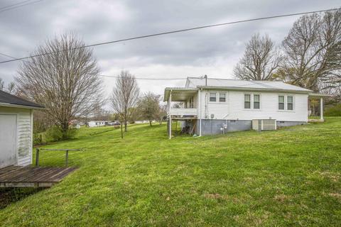 219 Burchfield Ave, Oneida, TN 37841 photo 5