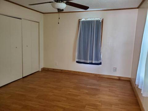 219 Burchfield Ave, Oneida, TN 37841 photo 16