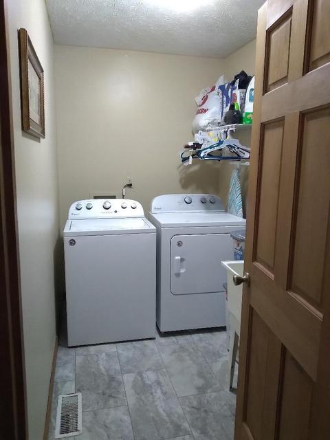 149 Dewberry Dr, Ewing, VA 24248 photo 36