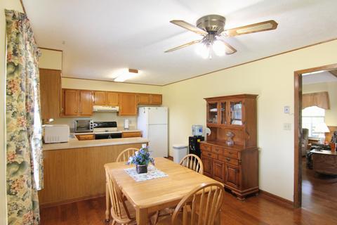 527 Phyllis Cir, Talbott, TN 37877 photo 6