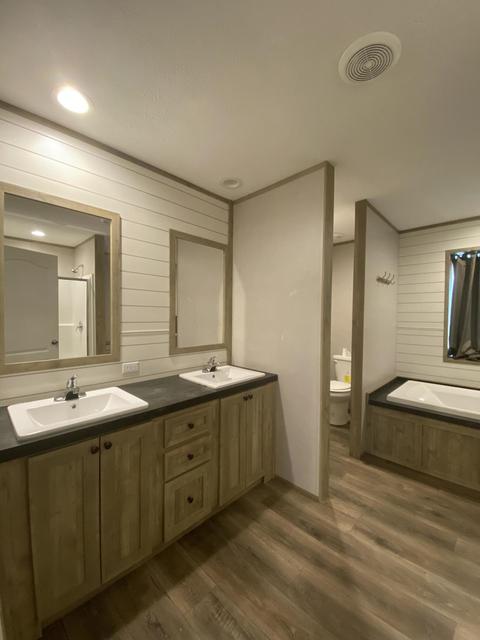 352 Bethany Rd, Ewing, VA 24248 photo 10