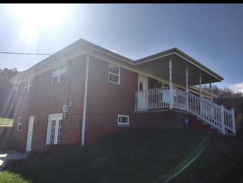 3525 Willow Tree Rd, Ewing, VA 24248 photo 1