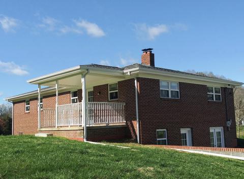 3525 Willow Tree Rd, Ewing, VA 24248 photo 2