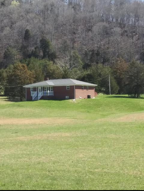 3525 Willow Tree Rd, Ewing, VA 24248 photo 9