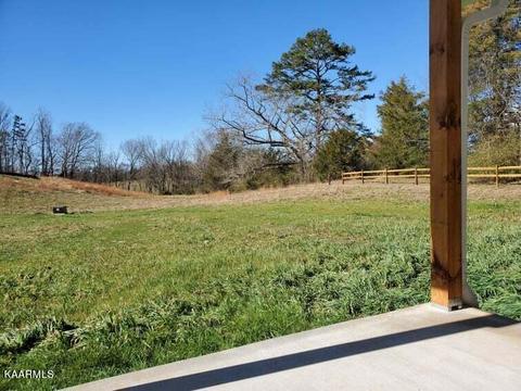 663 Sharp Rd, Sevierville, TN 37876 photo 8