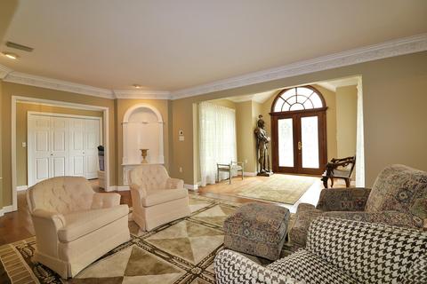 201 E Seneca Cir, Oneida, TN 37841 photo 5