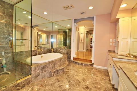 201 E Seneca Cir, Oneida, TN 37841 photo 32